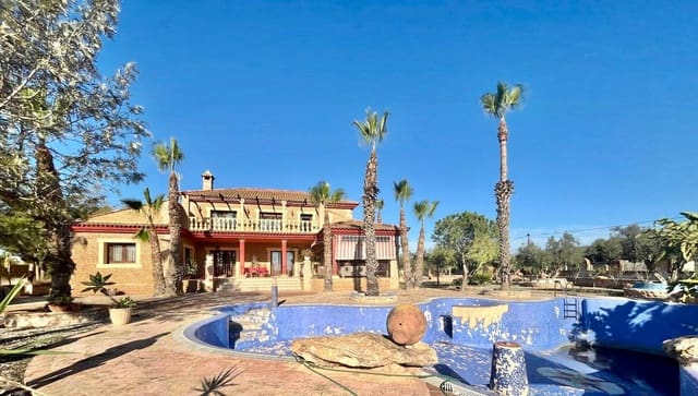 Chalet de 4 habitaciones en Rojales en venta con piscina - 780.000 € (Ref: 9314873)