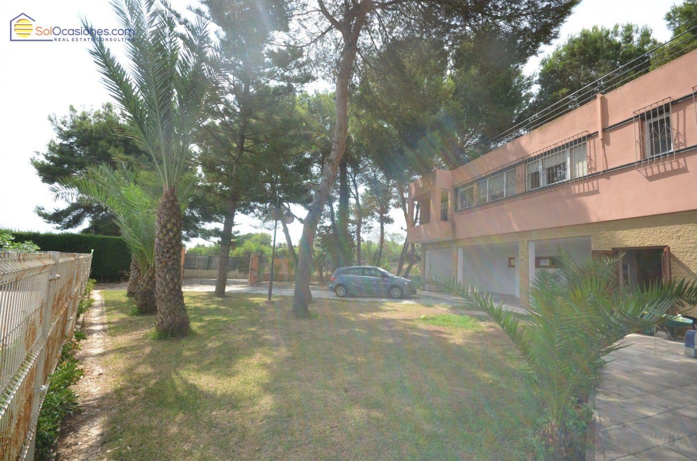 6 sypialnia Willa na sprzedaż w Torrevieja z basenem - 690 000 € (Ref: 9314877)