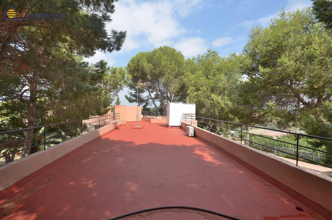 6 sypialnia Willa na sprzedaż w Torrevieja z basenem - 690 000 € (Ref: 9314877)