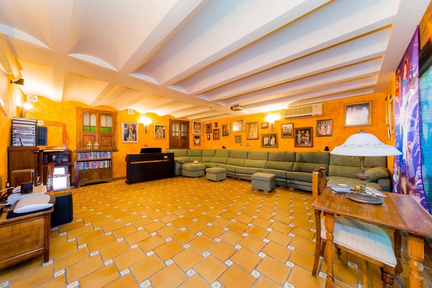 5 camera da letto Commerciale in vendita in Torrevieja - 1.080.000 € (Rif: 9314878)