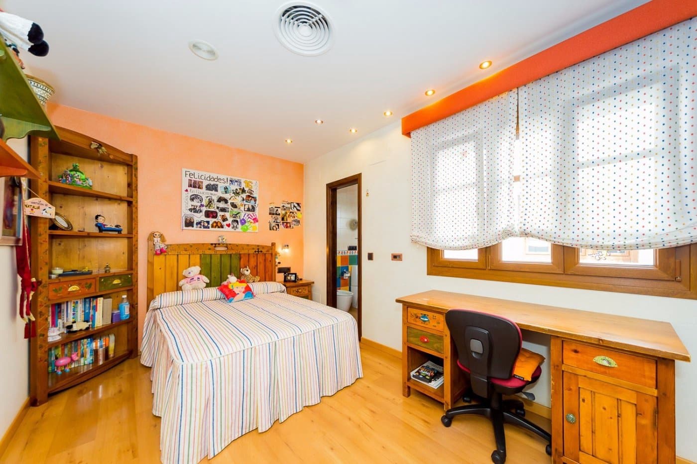 5 camera da letto Commerciale in vendita in Torrevieja - 1.080.000 € (Rif: 9314878)