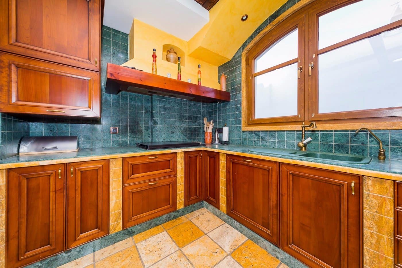 5 camera da letto Commerciale in vendita in Torrevieja - 1.080.000 € (Rif: 9314878)