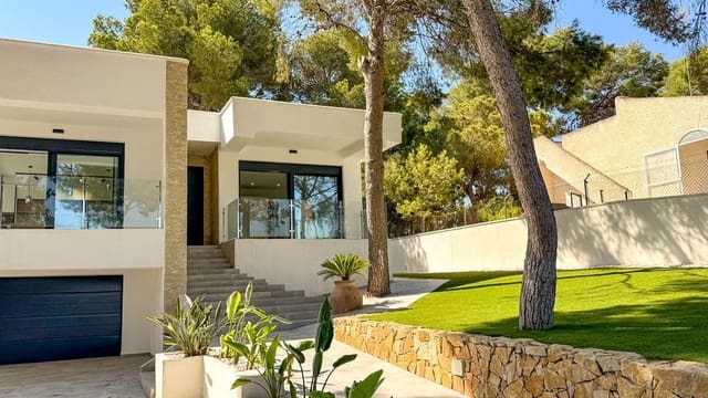 4 soveværelse Villa til salg i Los Balcones - Los Altos, Torrevieja med swimmingpool garage - € 995.000 (Ref: 9314891)