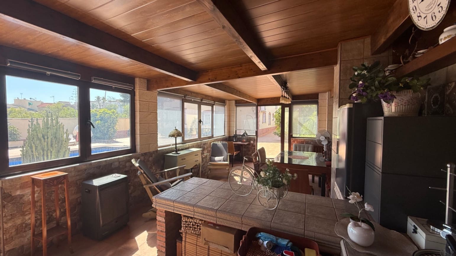 7 chambre Villa/Maison à vendre à Torrevieja avec garage - 930 000 € (Ref: 9314893)