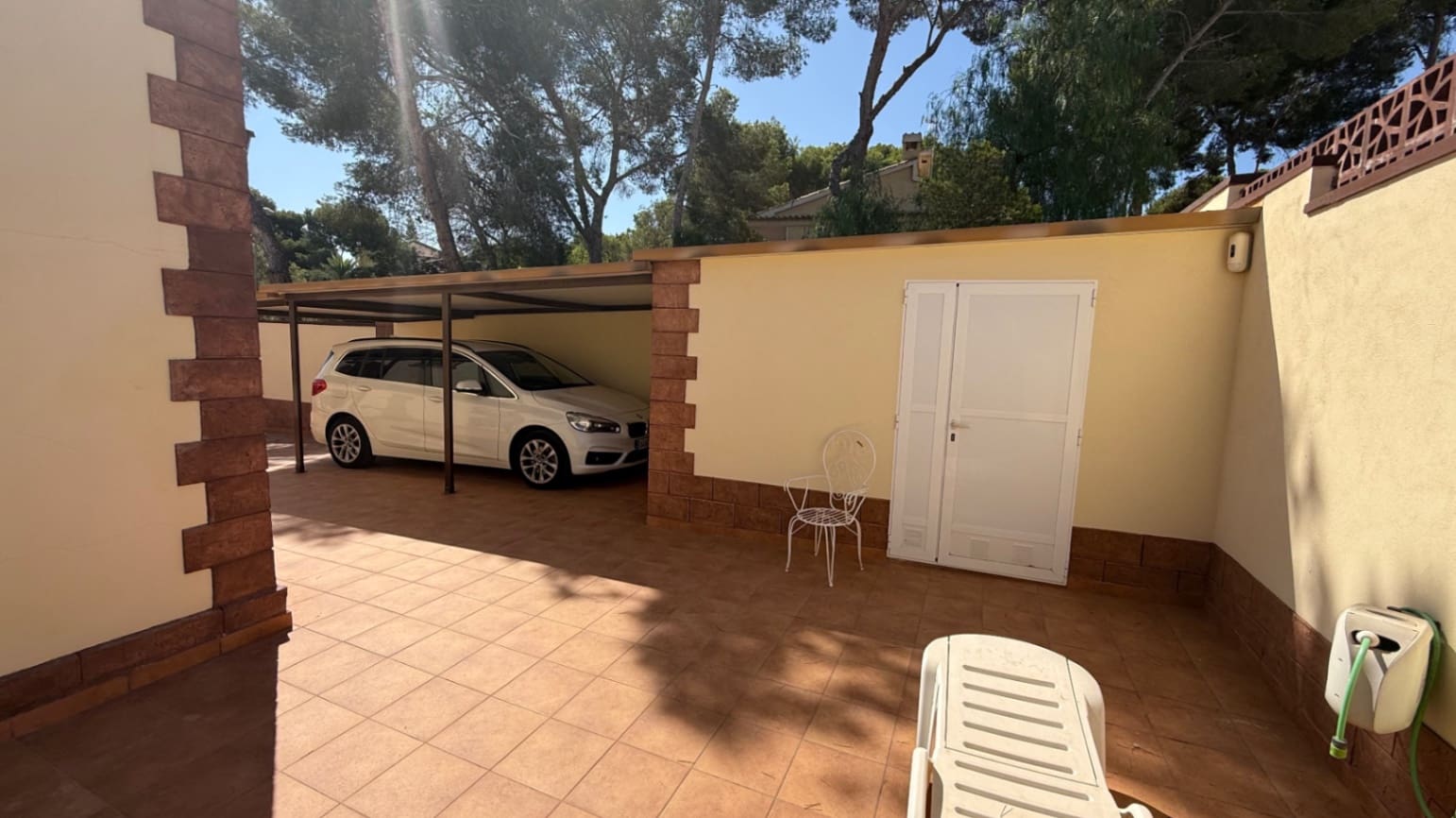 7 chambre Villa/Maison à vendre à Torrevieja avec garage - 930 000 € (Ref: 9314893)