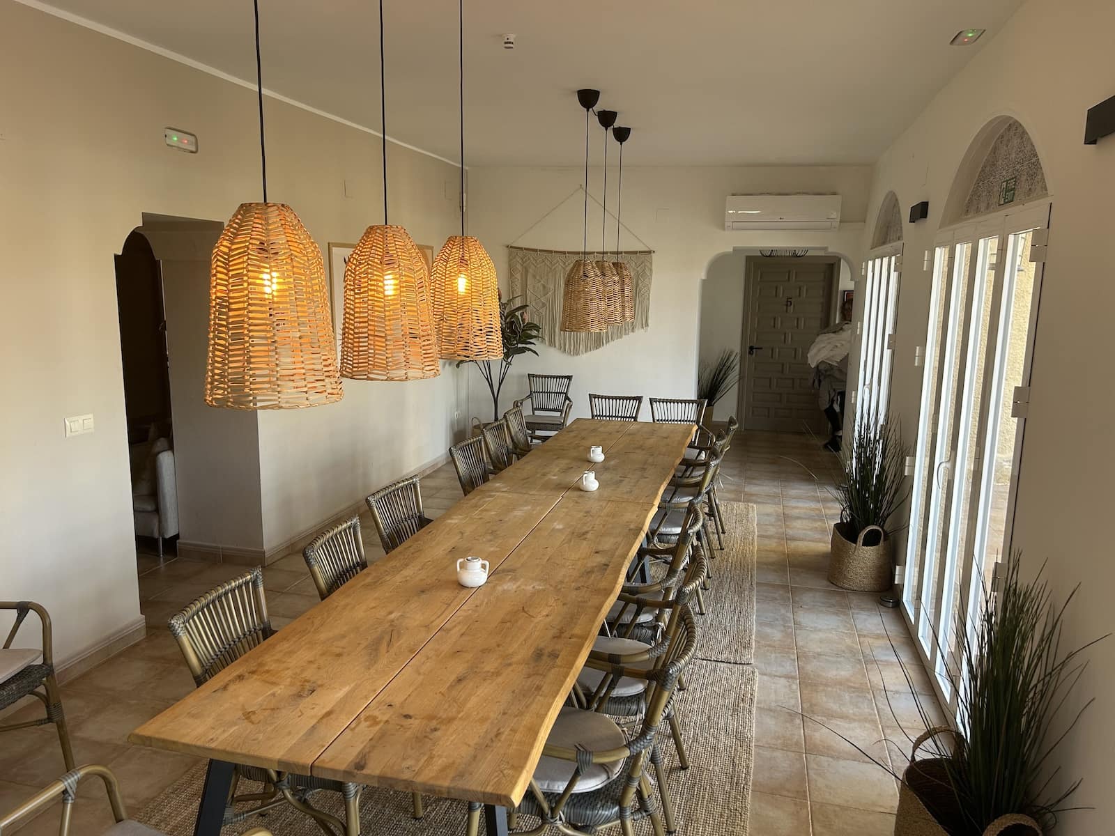 10 bedroom Commercial for sale in Jumilla - € 1,199,000 (Ref: 9314901)