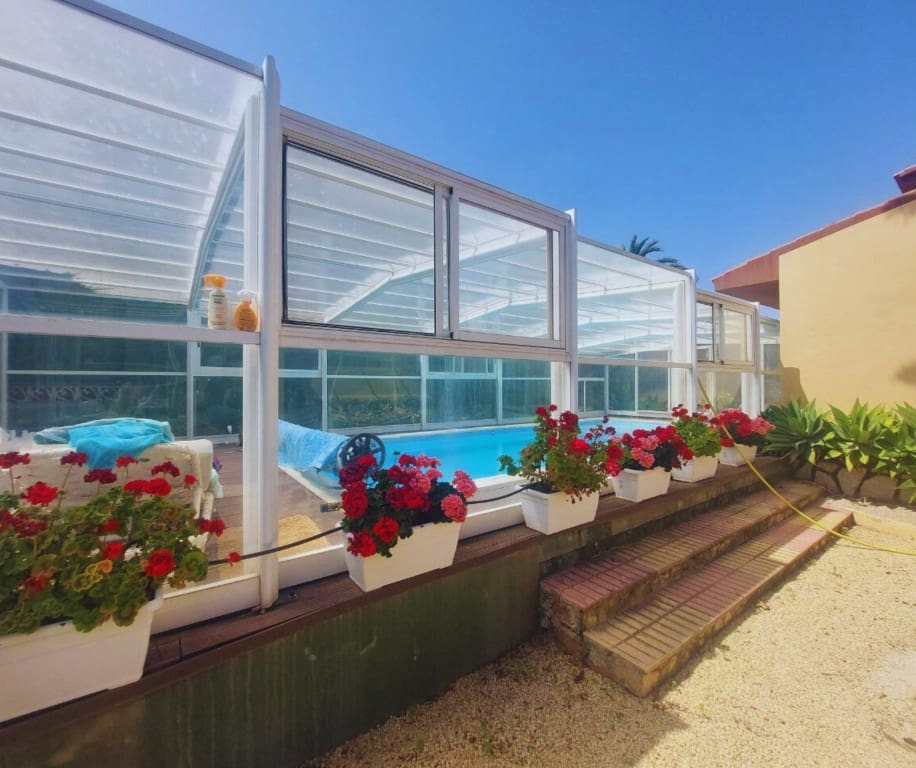 5 slaapkamer Villa te koop in Albir met zwembad garage - € 1.695.000 (Ref: 9314906)