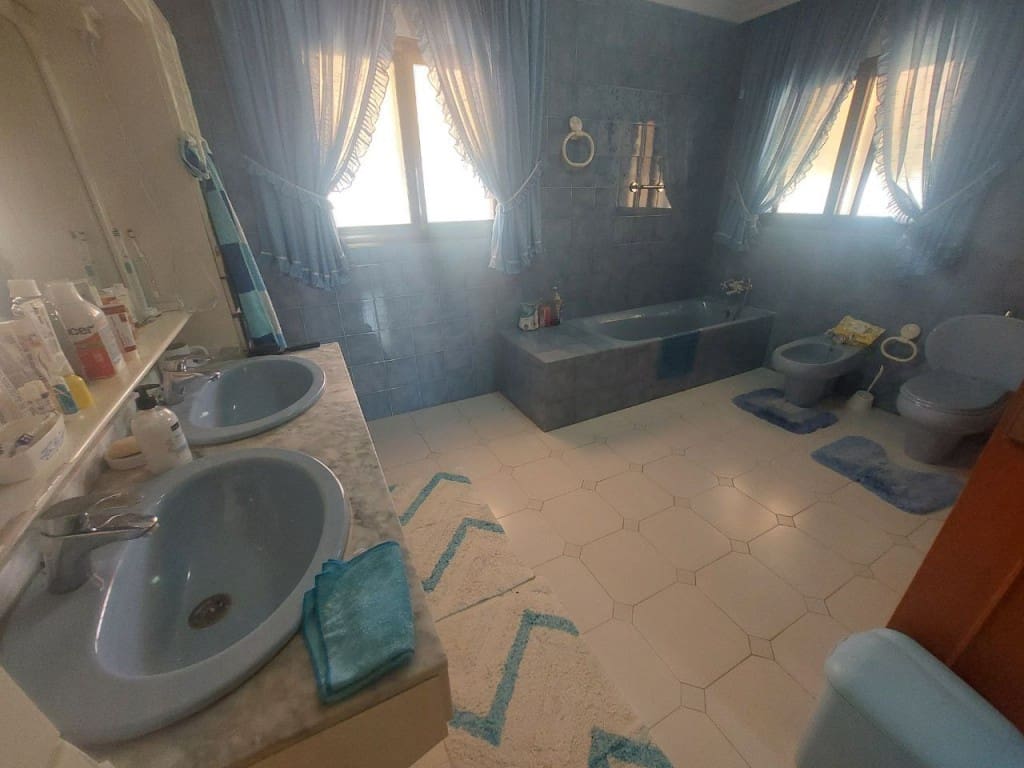 5 slaapkamer Villa te koop in Albir met zwembad garage - € 1.695.000 (Ref: 9314906)
