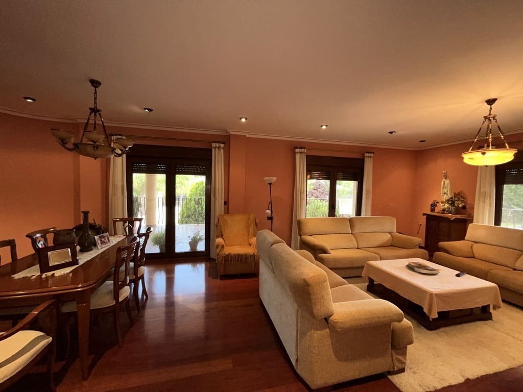 7 quarto Moradia para venda em Callosa de Segura - 675 000 € (Ref: 9314909)