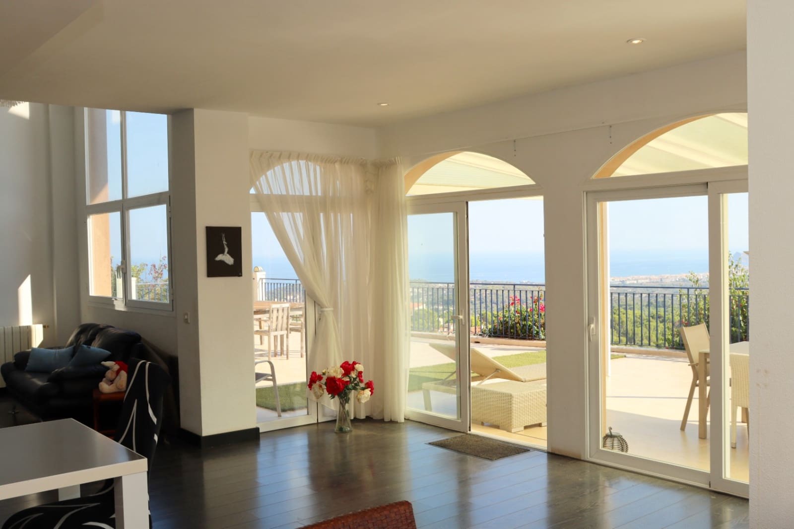 3 bedroom Villa for sale in Altea with garage - € 775,000 (Ref: 9314913)