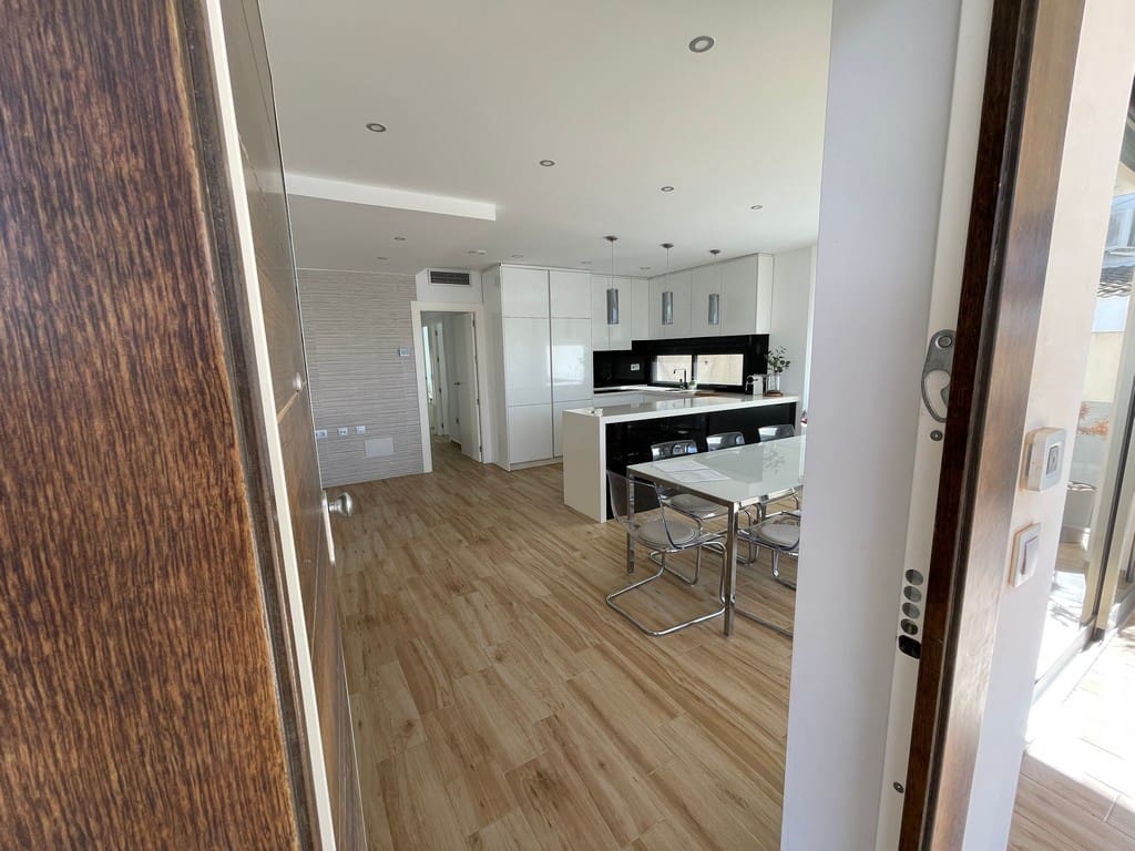 6 soverom Villa til salgs i Mar de Cristal med svømmebasseng - € 676 000 (Ref: 9314914)