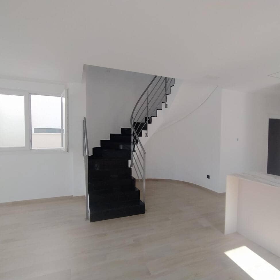 3 soveværelse Penthouse til salg i Torrevieja med swimmingpool - € 640.000 (Ref: 9314917)