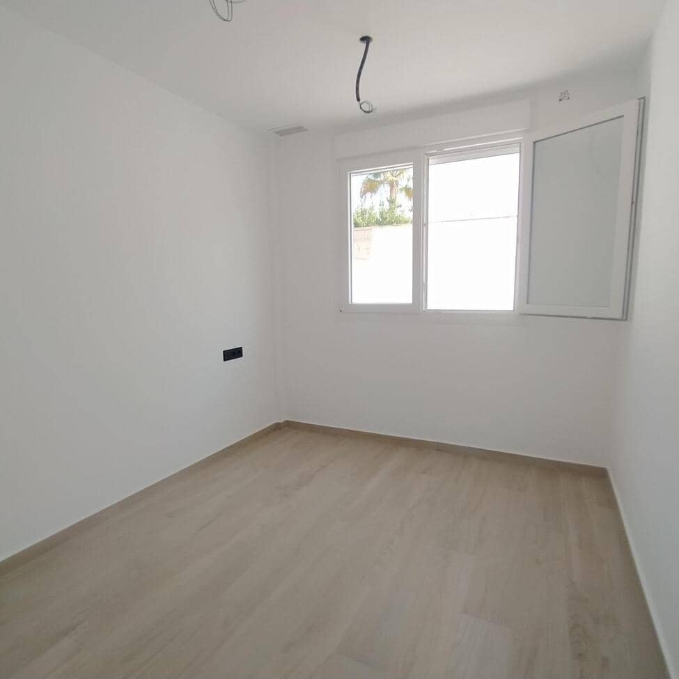 3 soveværelse Penthouse til salg i Torrevieja med swimmingpool - € 640.000 (Ref: 9314917)