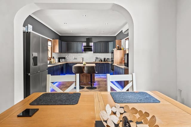 4 soveværelse Finca/Landehus til salg i Torremendo, Orihuela - € 575.000 (Ref: 9314926)