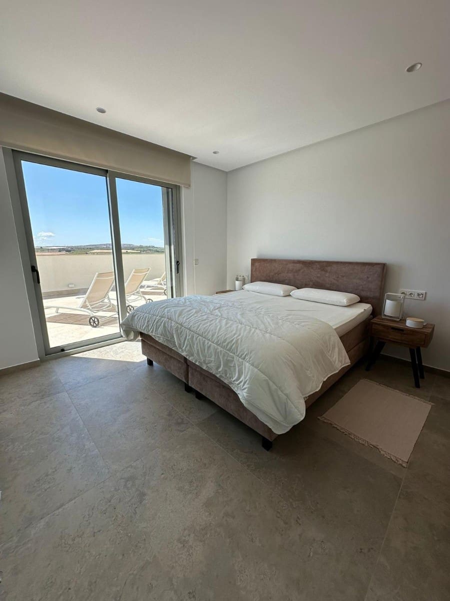 4 slaapkamer Villa te koop in Benijofar met zwembad garage - € 1.495.000 (Ref: 9314935)