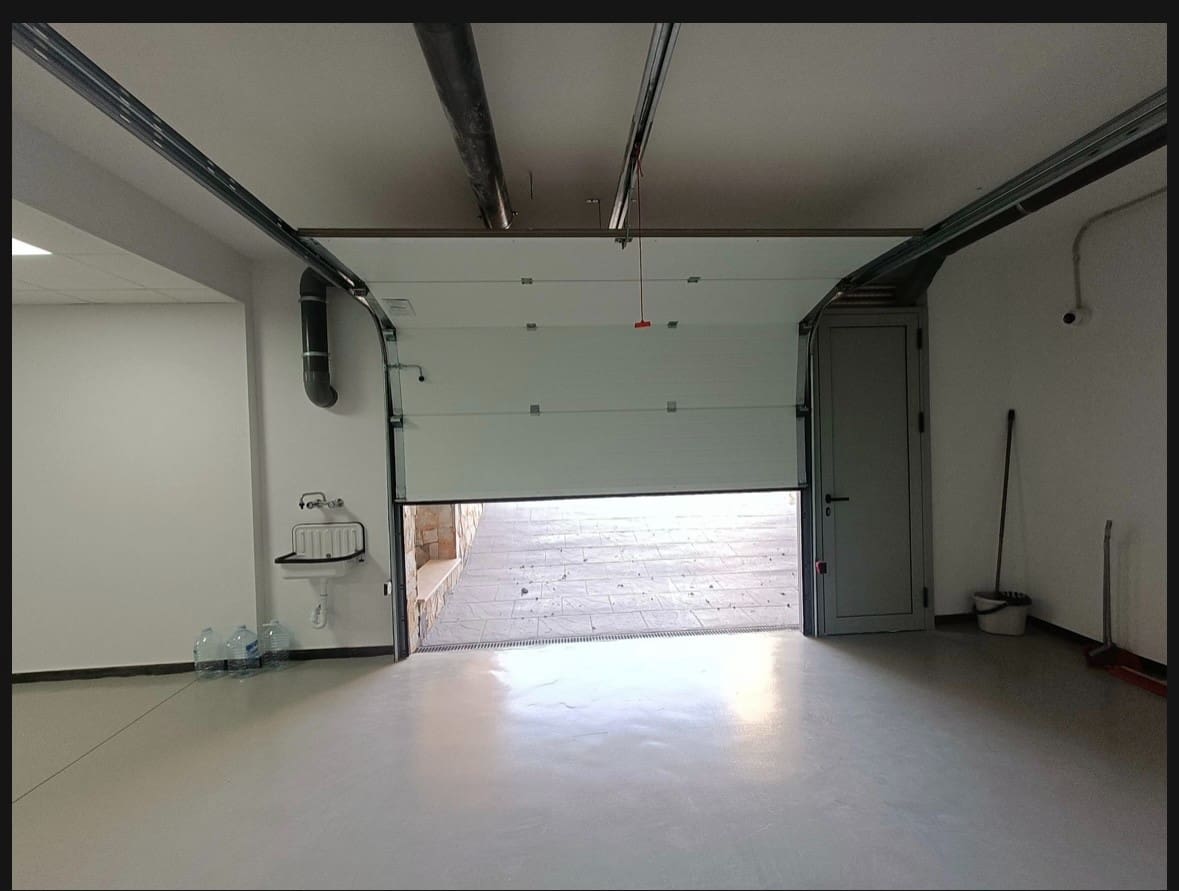 4 slaapkamer Villa te koop in Benijofar met zwembad garage - € 1.495.000 (Ref: 9314935)