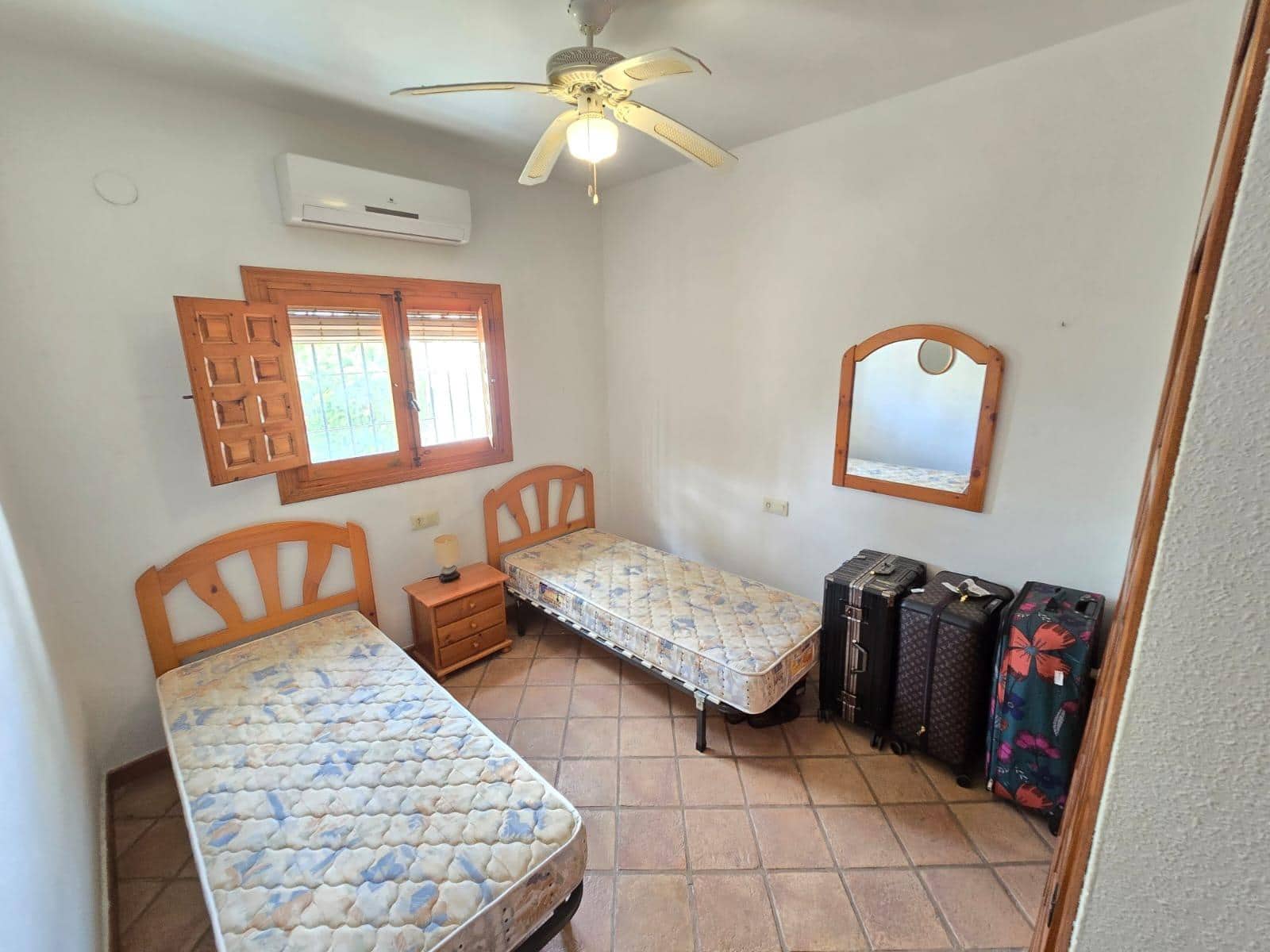 4 Zimmer Villa zu verkaufen in Orihuela Costa mit Pool - 750.000 € (Ref: 9314941)