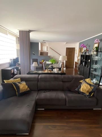 5 bedroom Villa for sale in Parque de las Naciones, Torrevieja - € 745,000 (Ref: 9314948)