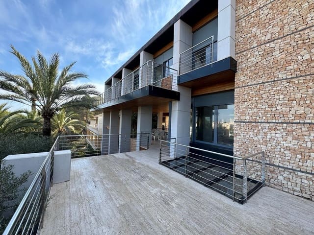 Chalet de 7 habitaciones en Dehesa de Campoamor, Orihuela en venta con garaje - 3.950.000 € (Ref: 9314972)