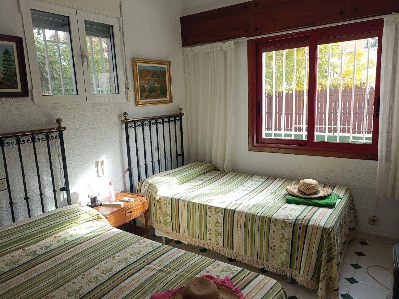 4 makuuhuone Huvila myytävänä paikassa Orihuela Costa mukana uima-altaan - 650 000 € (Ref: 9314974)