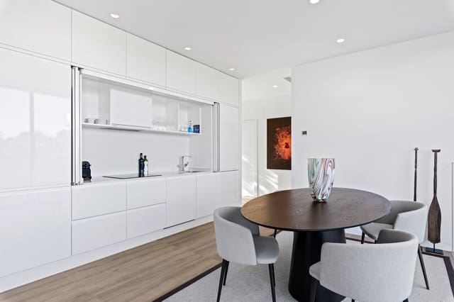 4 bedroom Villa for sale in Dehesa de Campoamor, Orihuela with pool garage - € 799,000 (Ref: 9314979)