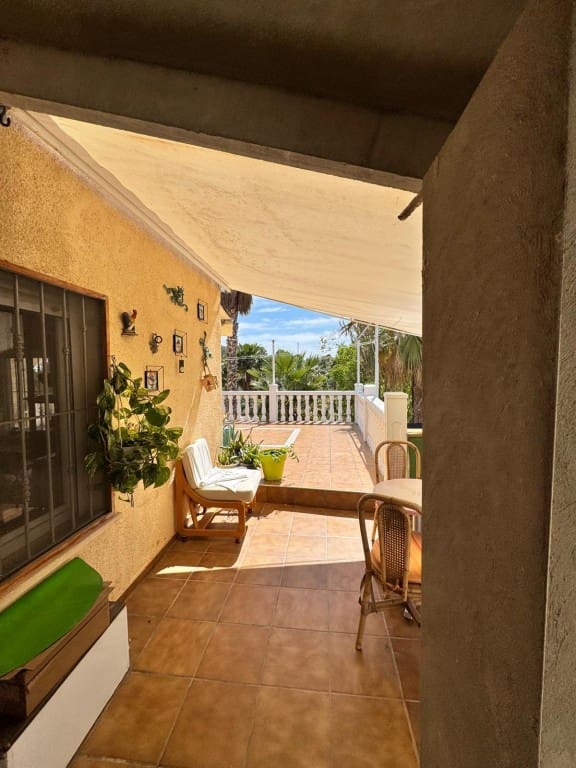 6 soverom Finca/Herregård til salgs i Alfaz del Pi / L'Alfas del Pi med garasje - € 595 000 (Ref: 9314990)