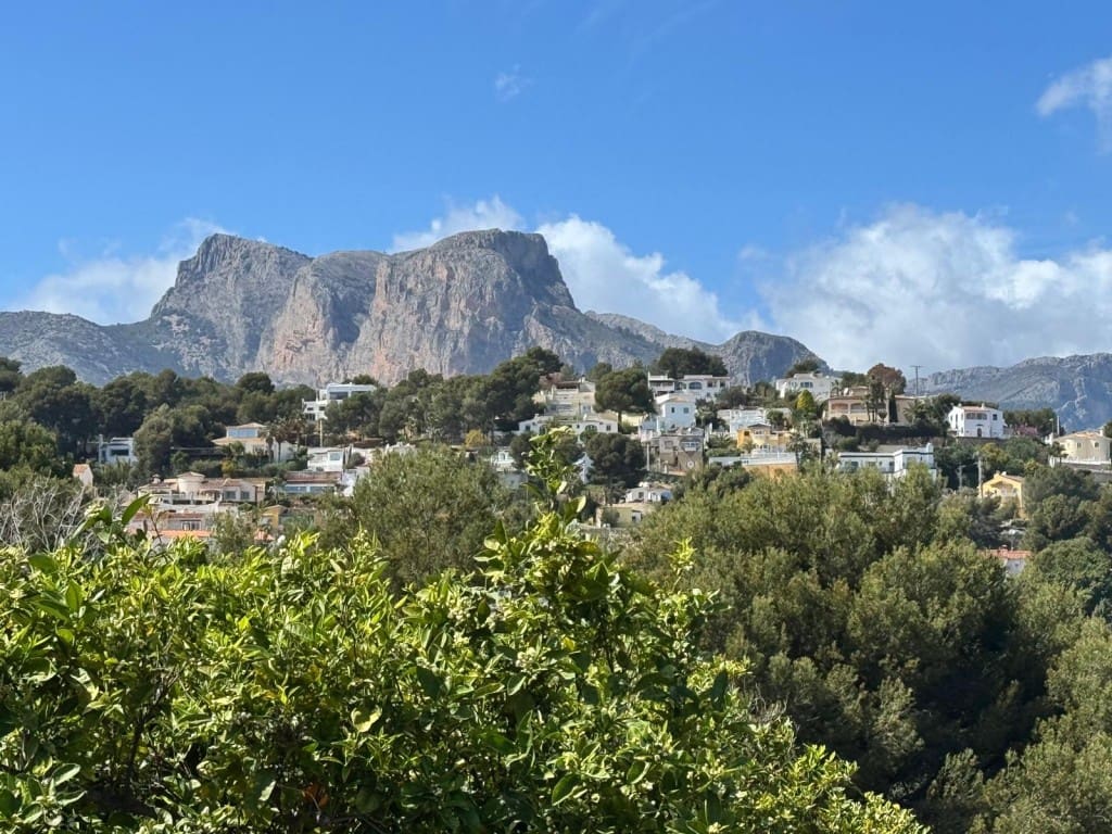 6 soverom Finca/Herregård til salgs i Alfaz del Pi / L'Alfas del Pi med garasje - € 595 000 (Ref: 9314990)