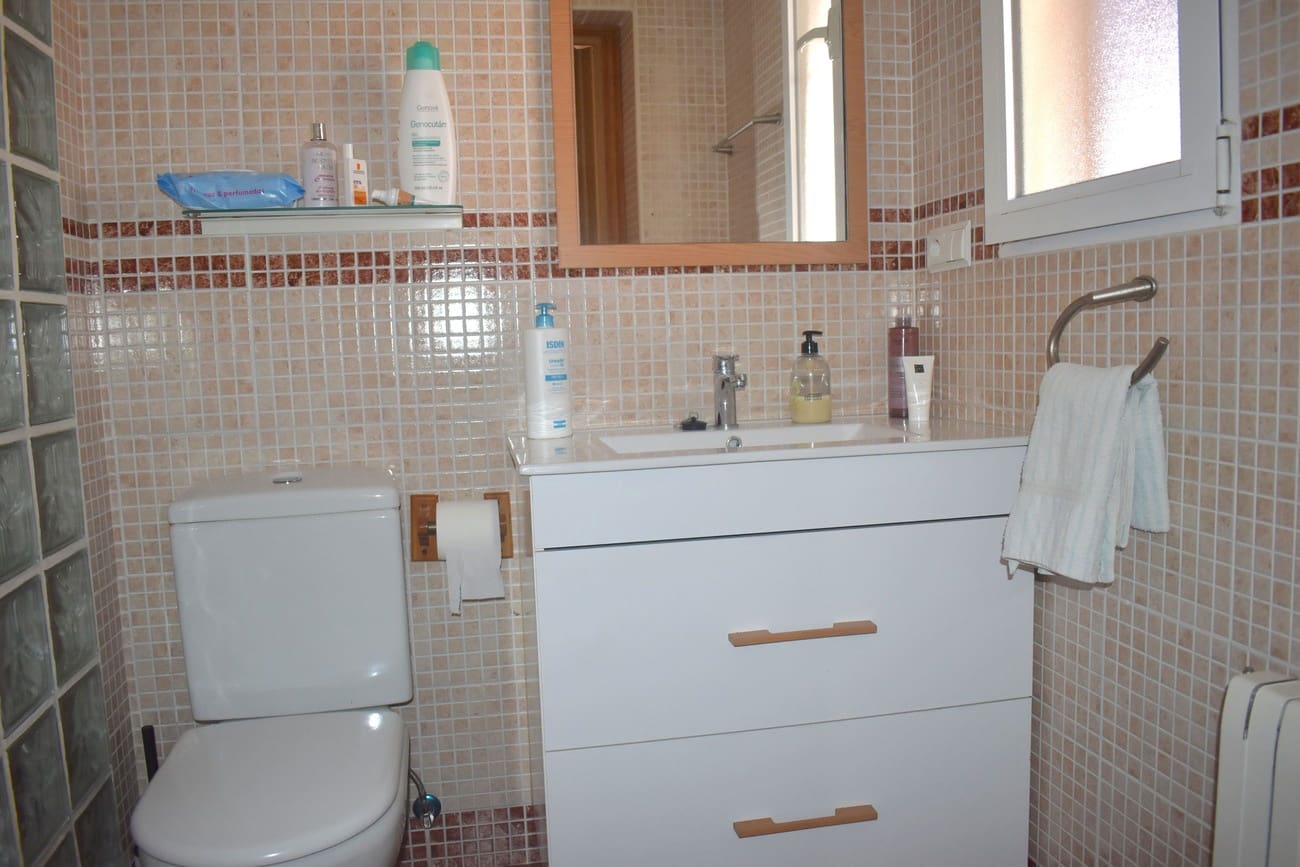 6 sypialnia Willa na sprzedaż w Guardamar del Segura - 1 100 000 € (Ref: 9314996)