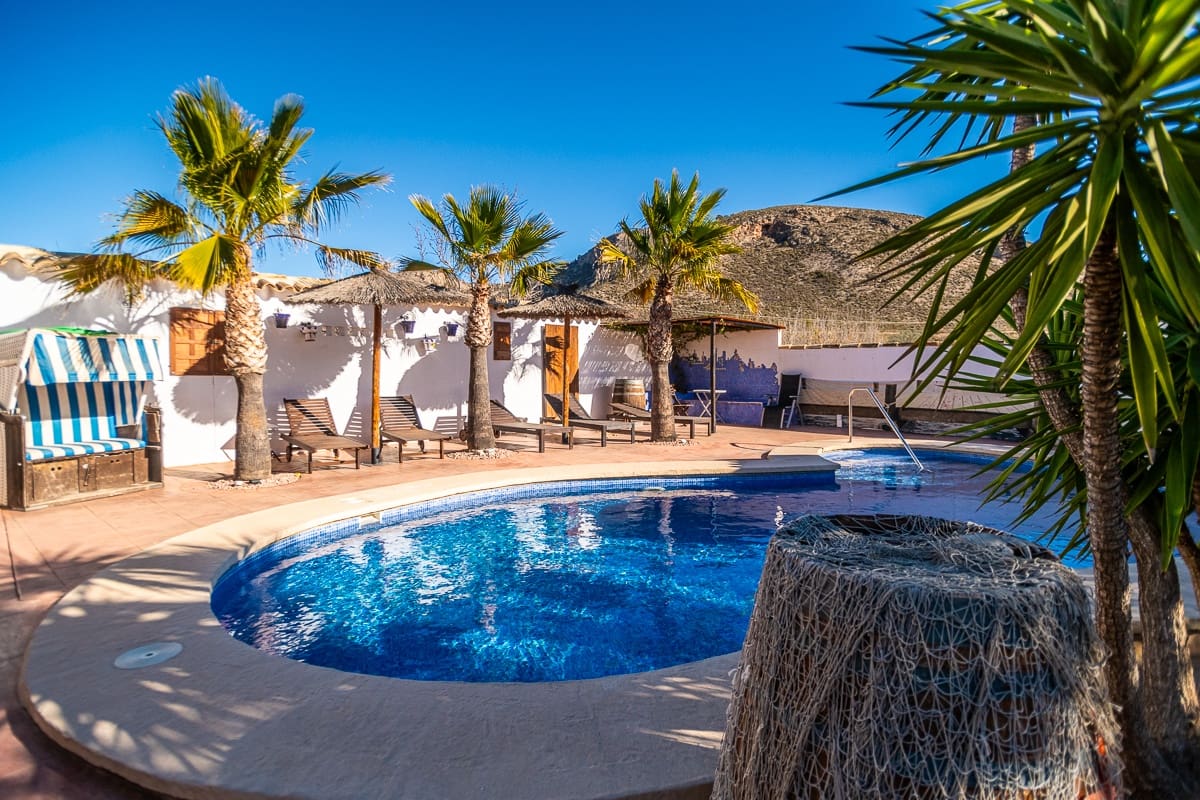 6 soveværelse Erhverv til salg i Hondon de las Nieves med swimmingpool - € 850.000 (Ref: 9315001)