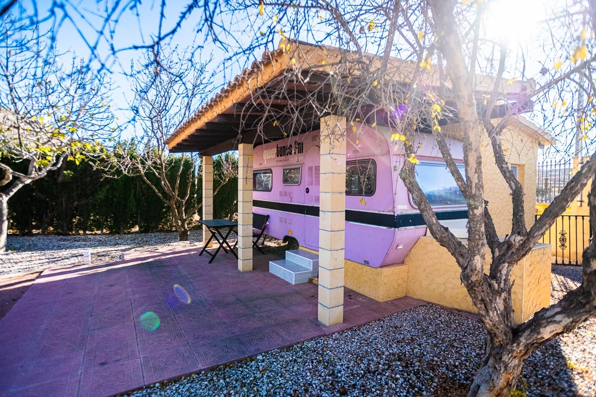 6 soveværelse Erhverv til salg i Hondon de las Nieves med swimmingpool - € 850.000 (Ref: 9315001)