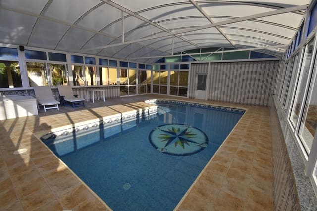 6 bedroom Finca/Country House for sale in La Matanza, Orihuela with pool garage - € 800,000 (Ref: 9315007)