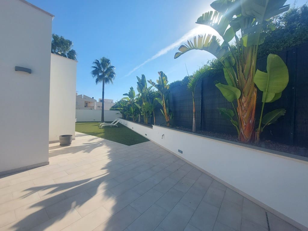 5 sovrum Villa till salu i Albir med pool - 975 000 € (Ref: 9315013)