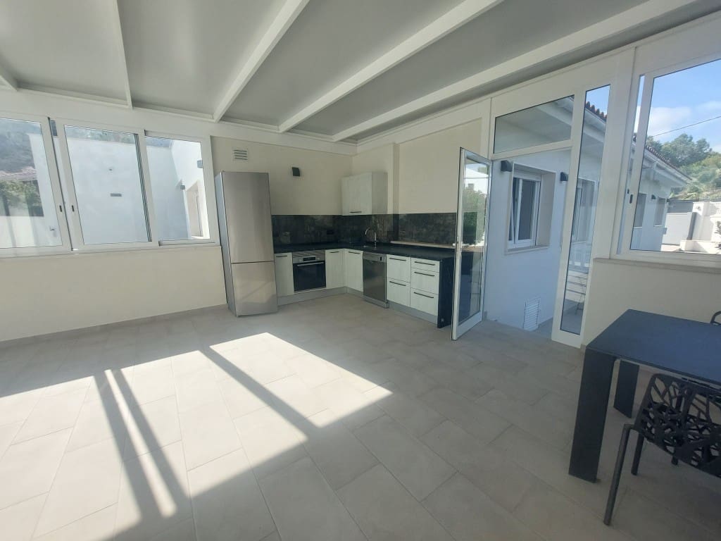 5 sovrum Villa till salu i Albir med pool - 975 000 € (Ref: 9315013)