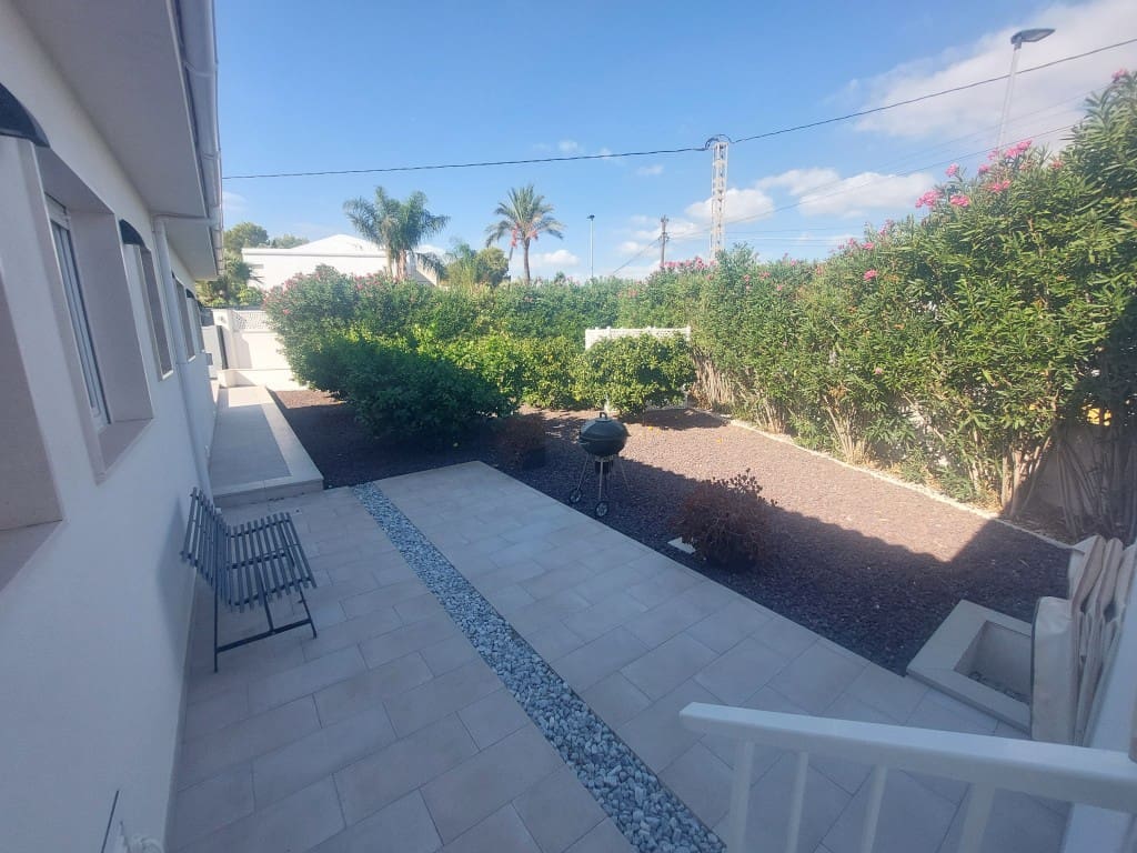 5 sovrum Villa till salu i Albir med pool - 975 000 € (Ref: 9315013)