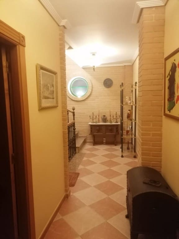 8 soverom Villa til salgs i Benidorm med svømmebasseng - € 890 000 (Ref: 9315014)
