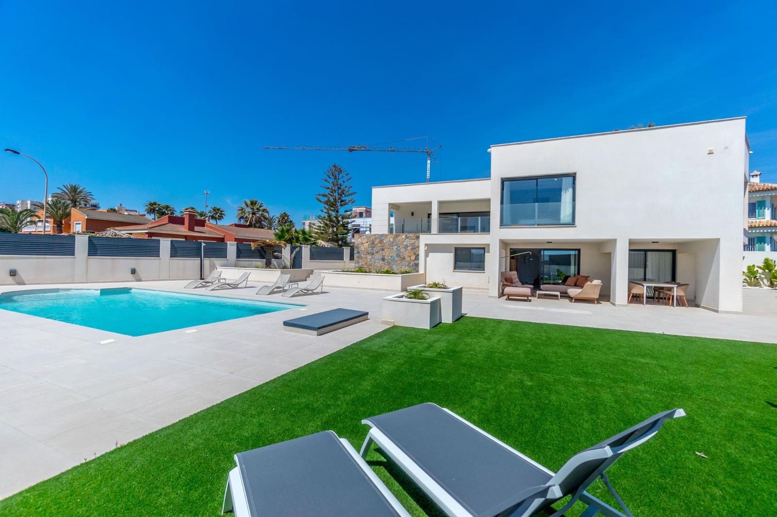 5 camera da letto Villa in vendita in Torrevieja con piscina garage - 1.649.000 € (Rif: 9315019)