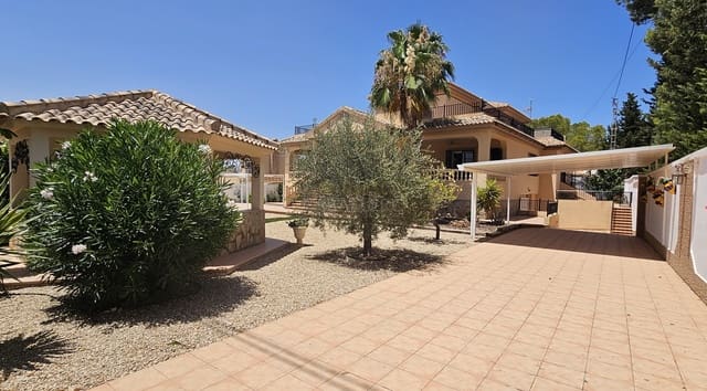 5 soveværelse Villa til salg i Pinar de Campoverde, Pilar de la Horadada med garage - € 725.000 (Ref: 9315020)