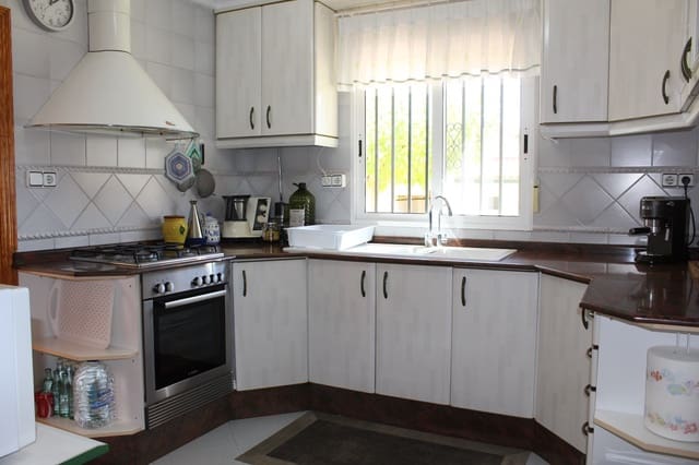 4 soverom Villa til salgs i L'Eliana - € 575 000 (Ref: 9315021)