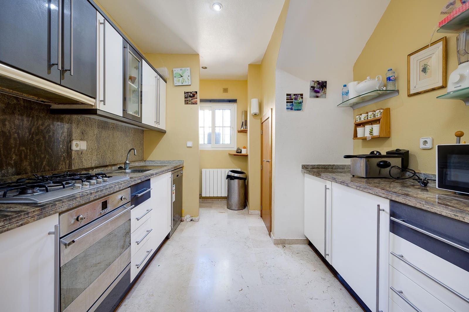 3 chambre Villa/Maison à vendre à Orihuela Costa avec piscine garage - 550 000 € (Ref: 9315023)