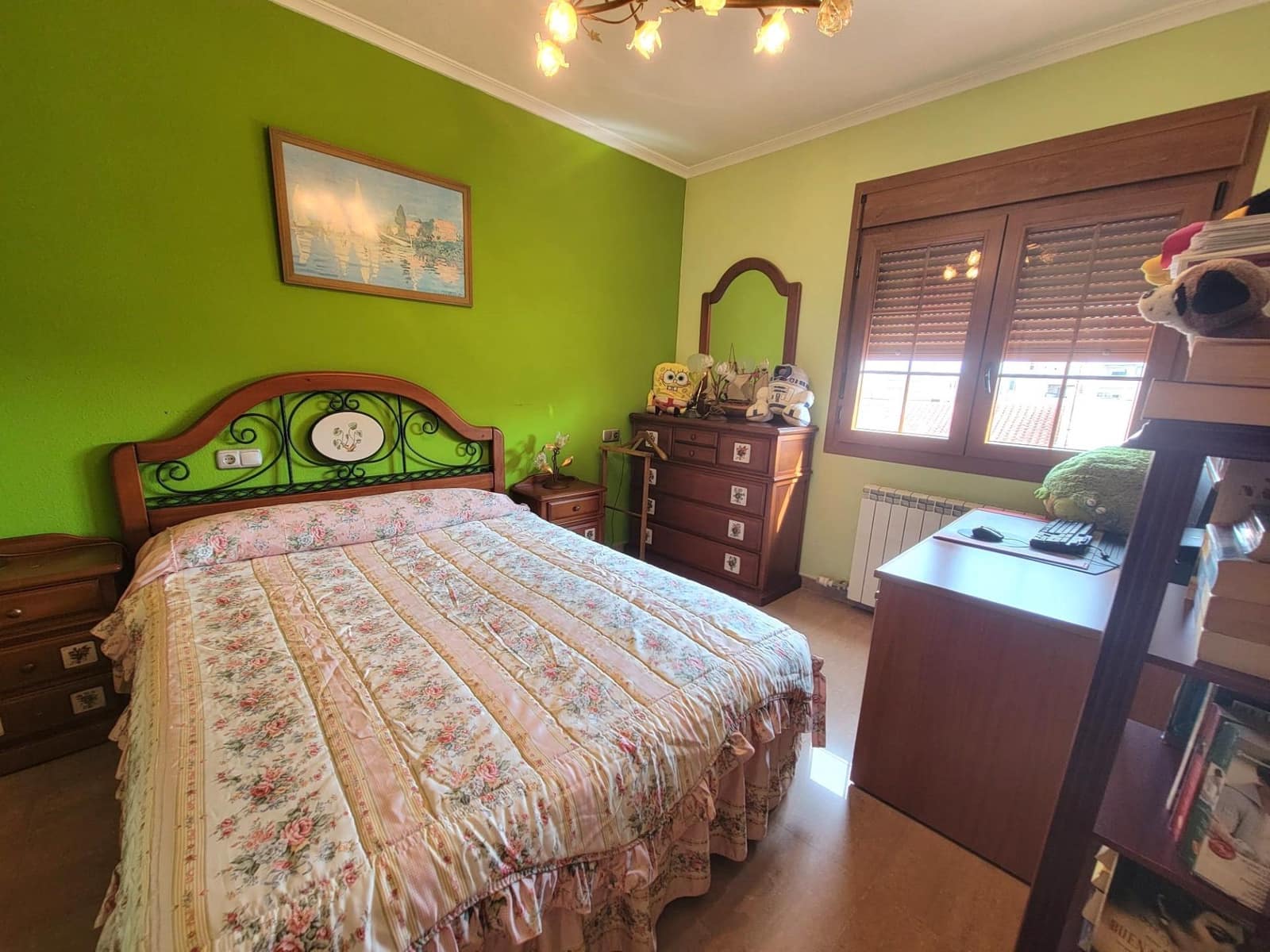 Chalet de 4 habitaciones en Torrevieja en venta con piscina - 1.000.000 € (Ref: 9315025)