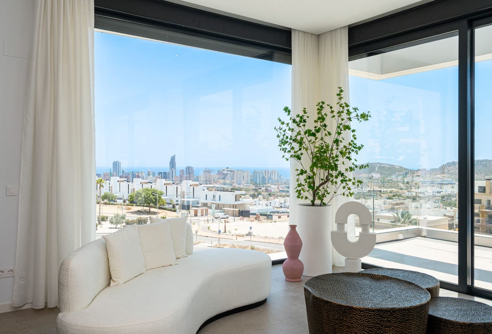 Chalet de 4 habitaciones en Finestrat en venta con garaje - 2.700.000 € (Ref: 9315029)