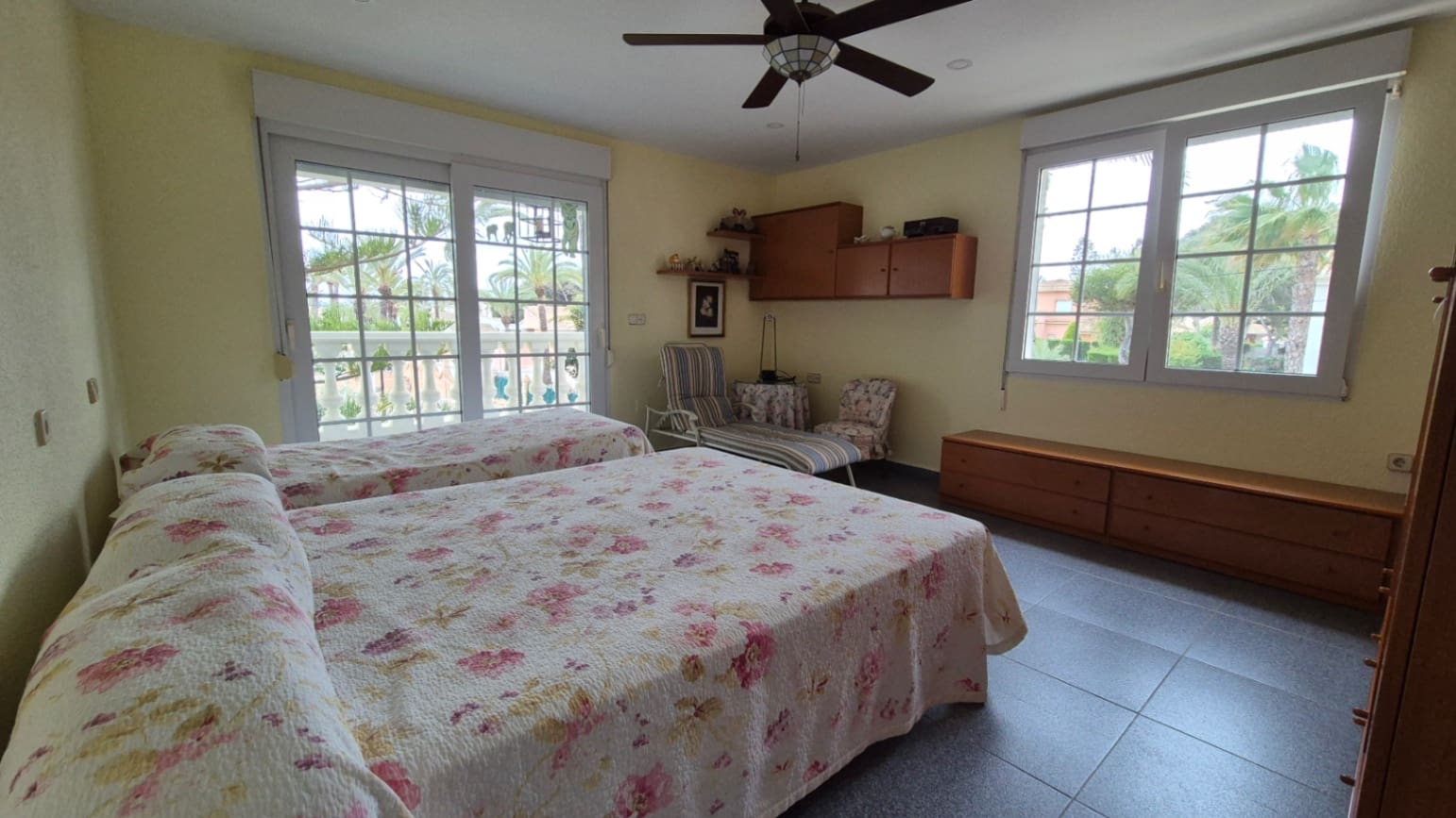 7 bedroom Villa for sale in Orihuela with garage - € 1,490,000 (Ref: 9315035)