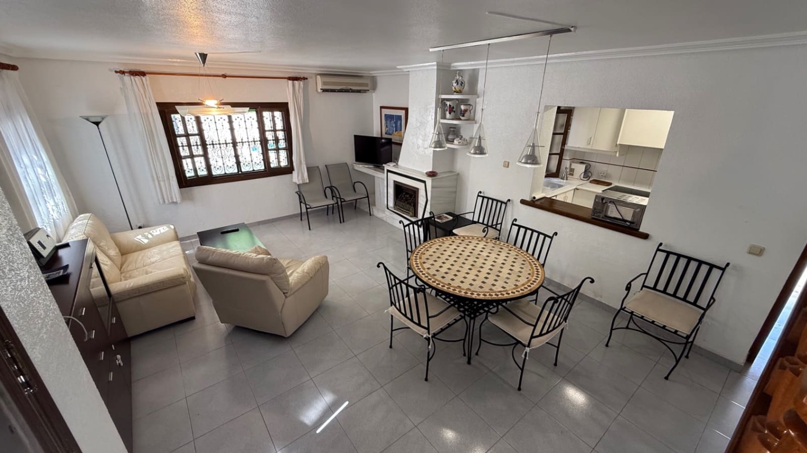 4 Zimmer Villa zu verkaufen in Orihuela mit Garage - 585.000 € (Ref: 9315036)