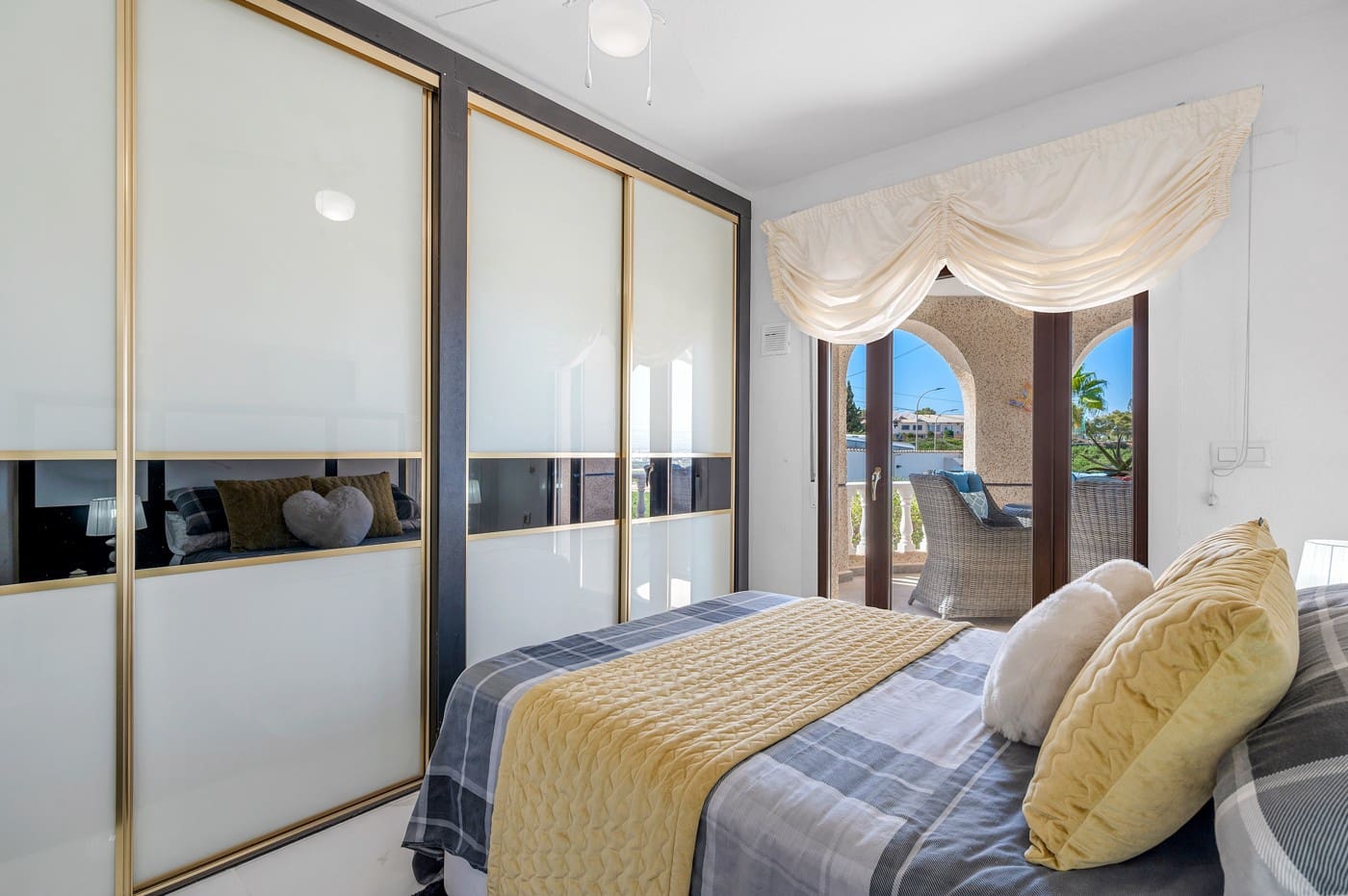 5 sovrum Villa till salu i Almoradi med pool garage - 699 990 € (Ref: 9315042)