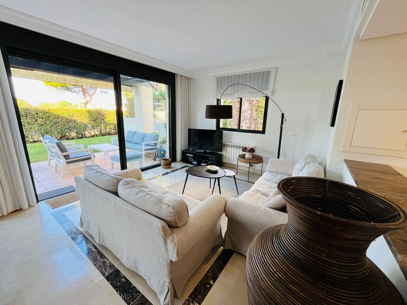 3 bedroom Villa for sale in Los Alcazares with pool garage - € 650,000 (Ref: 9315045)