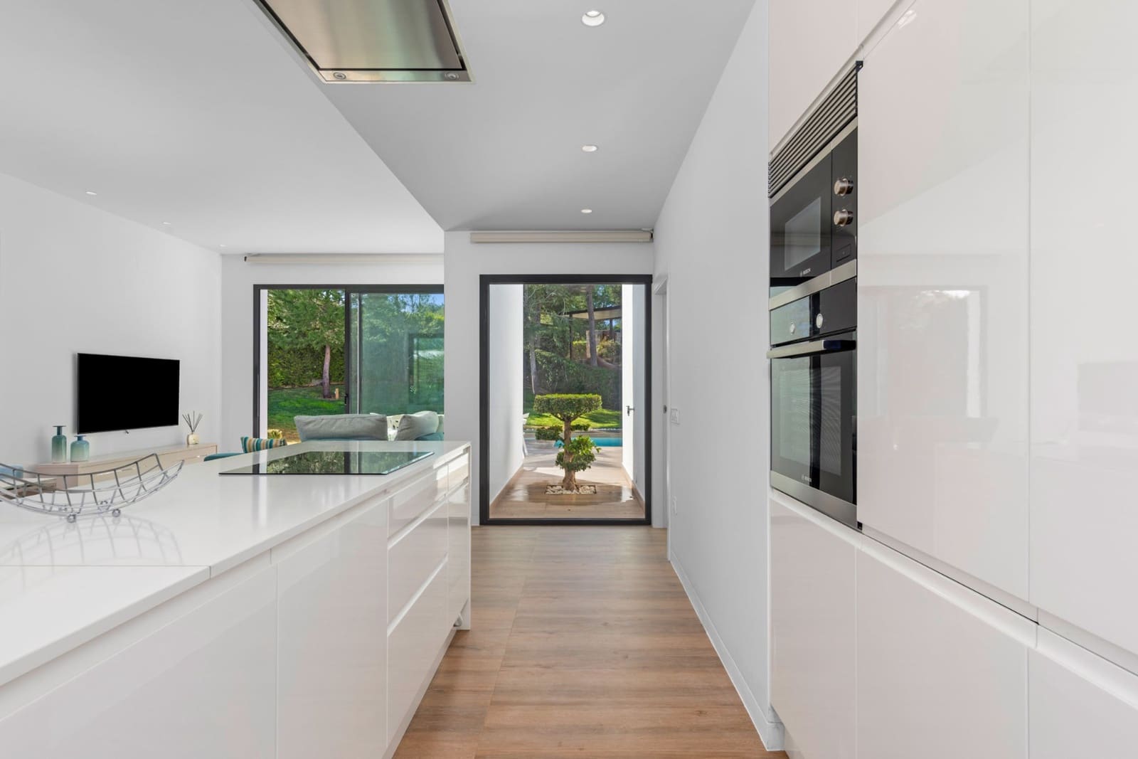 3 bedroom Villa for sale in Orihuela Costa with pool - € 819,000 (Ref: 9315049)