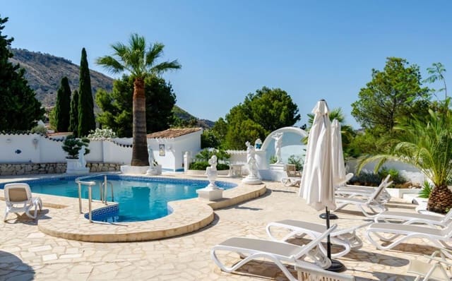 15 bedroom Villa for sale in Orxeta - € 950,000 (Ref: 9315057)