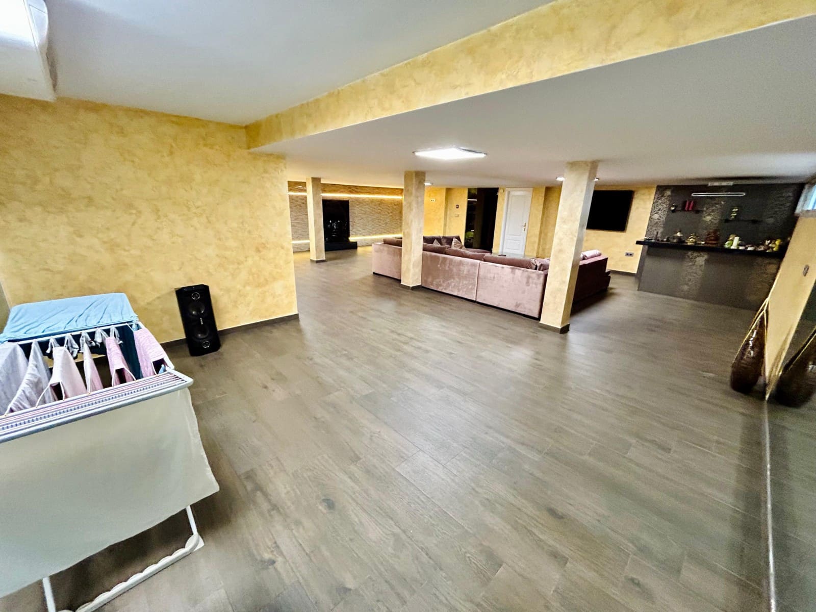 5 bedroom Villa for sale in Torrevieja - € 1,117,000 (Ref: 9315063)