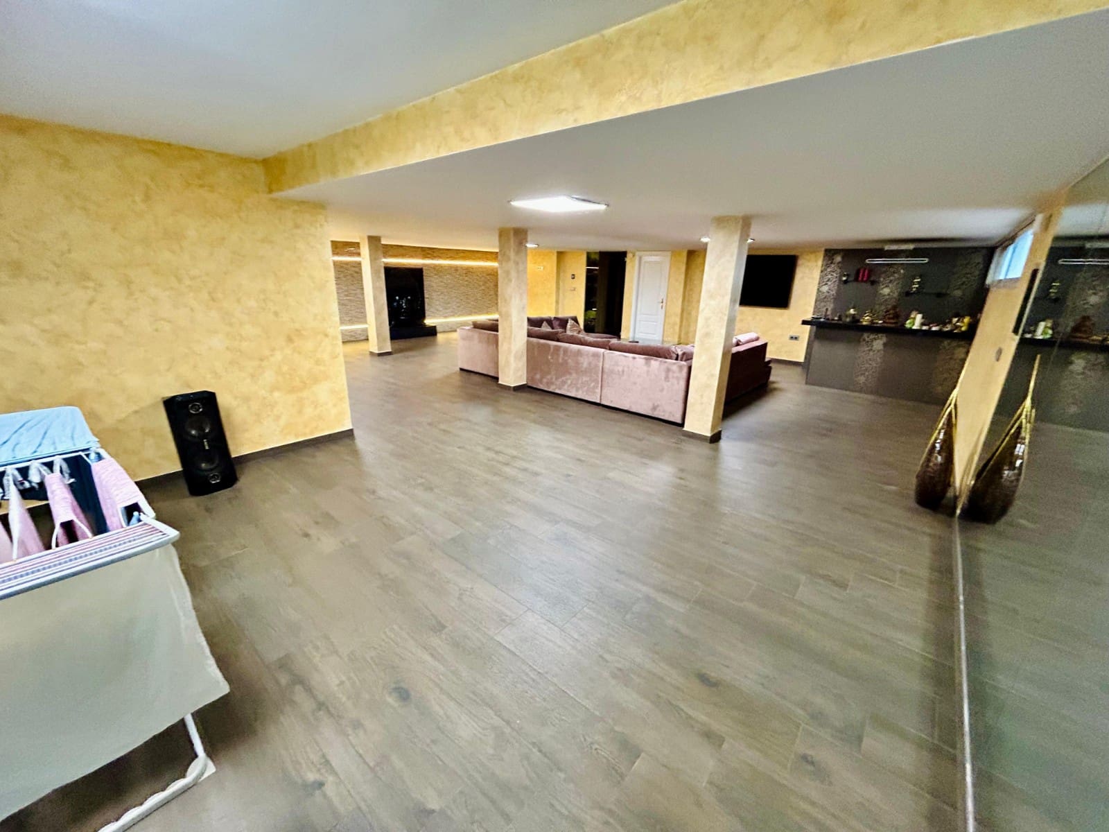 5 bedroom Villa for sale in Torrevieja - € 1,117,000 (Ref: 9315063)