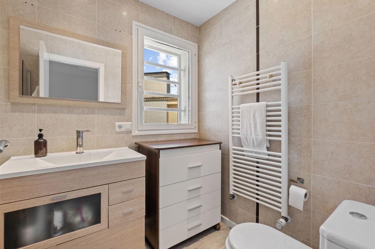 4 soverom Villa til salgs i Alfaz del Pi / L'Alfas del Pi med garasje - € 598 000 (Ref: 9315074)